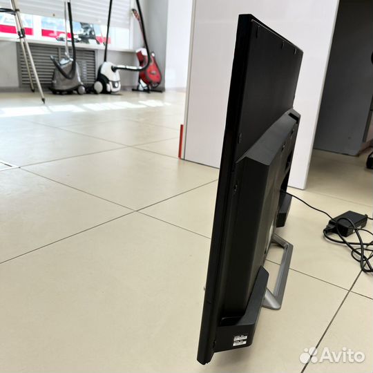 Телевизор Sony 32 диагональ Smart TV