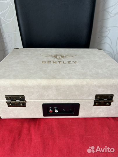 Патефон Bentley