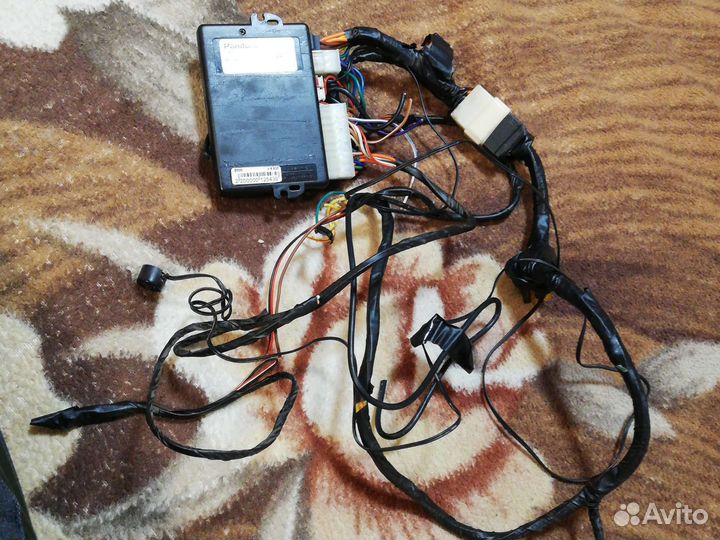 Блок сигнализации пандора 2000