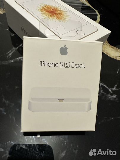 Apple iPhone 5 s dock