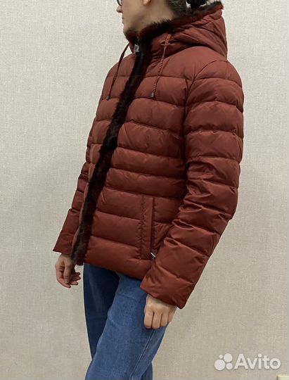 Куртка пуховая женская