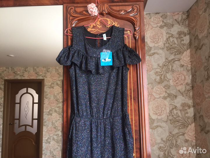 Комбинезон,костюм 152-164 блестящий