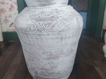 Глиняная ваза напольная