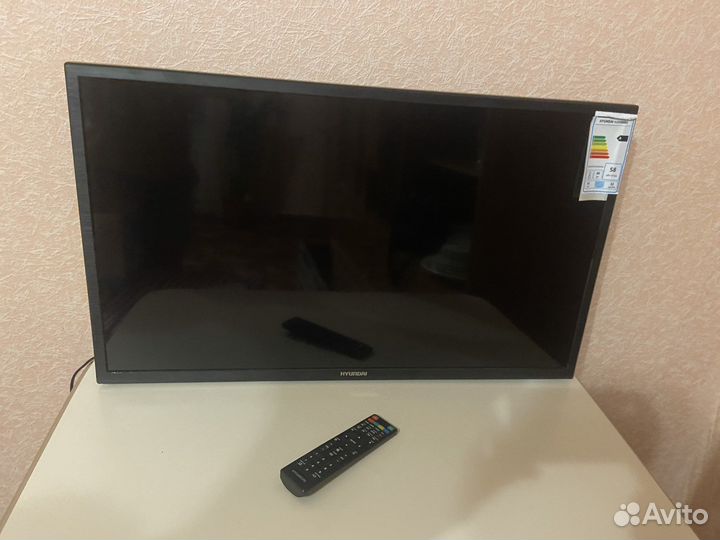 Телевизор hyunday H-LED32R403BT2