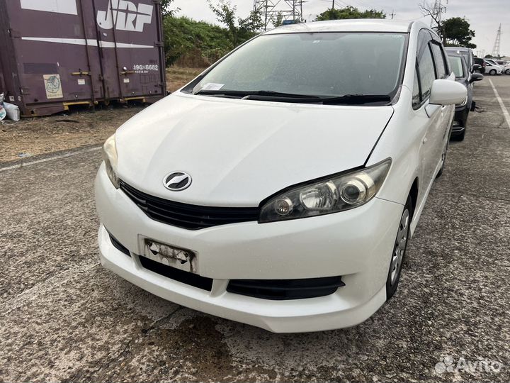 Toyota Wish 1.8 CVT, 2012, 42 000 км