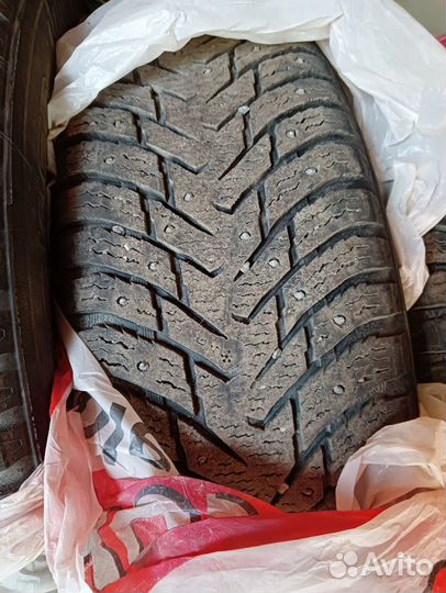 Nokian Tyres Hakkapeliitta 8 SUV 225/65 R17