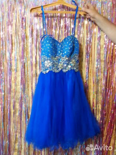 Вечернее платье