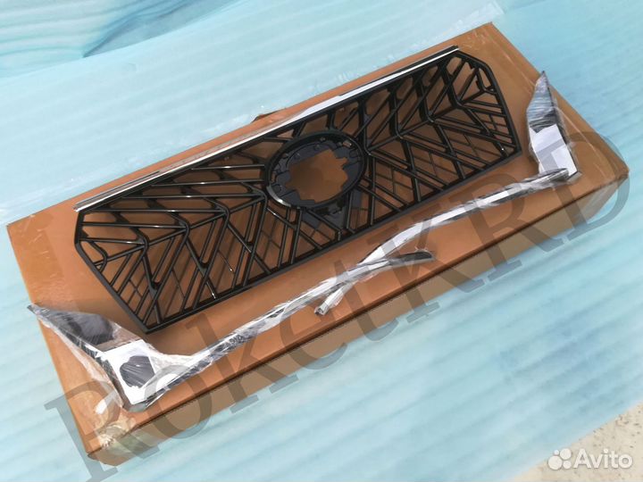 Решетка радиатора Prado 150 c 2018 г TRD