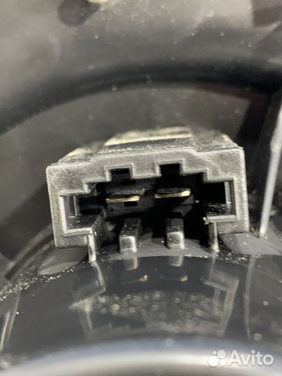 Вентилятор мотор печки отопителя Volkswagen polo 4