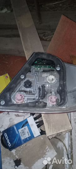 Фонарь задний w220