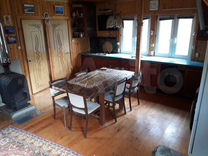 Дача 220 м² на участке 6 сот.