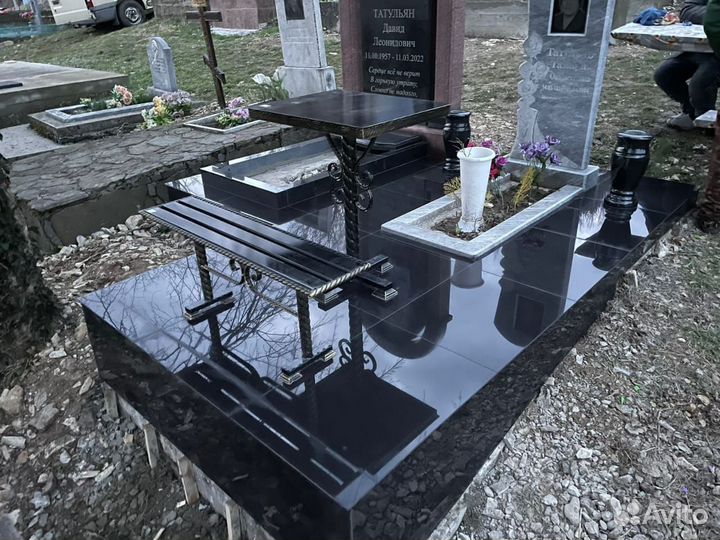 Памятник с установкой под ключ