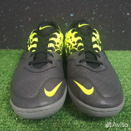 Бутсы / футзалки Nike 5 Elastico 2