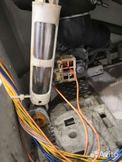 Ремонт стиральных машин и холодильников