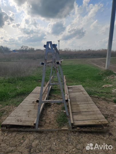 Пирамида, конструкция, для пластиковых окон