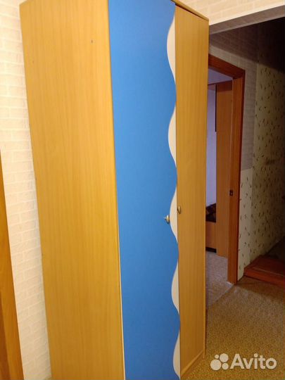 Шкаф распашной бу