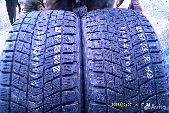 Bridgestone Blizzak DM-V1 235/55 R18