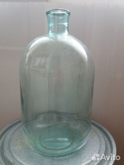 Бутылка стеклянная