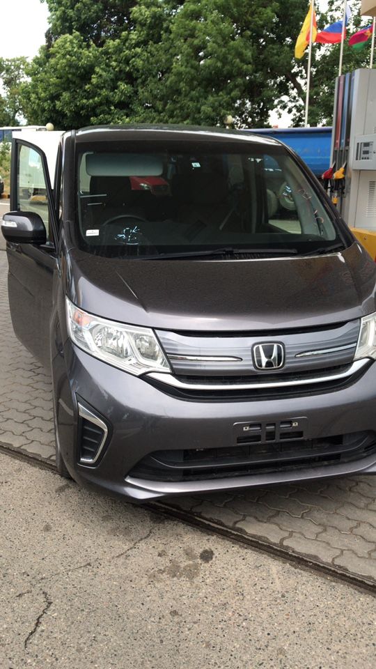 Honda Stepwgn: фото владельца