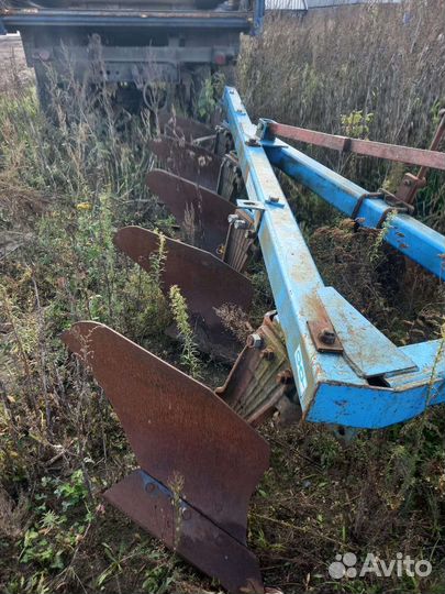 Плуг Светлоградагромаш 3-5 корп. (ПН-3 (4, 5)-35 (П)), 2010