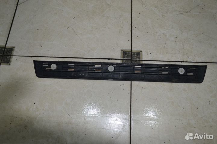 Накладка порога внутренняя передняя левая Toyota C