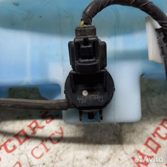 Бачок стеклоомывателя Mazda 3 BK хэтчбек LF 2.0