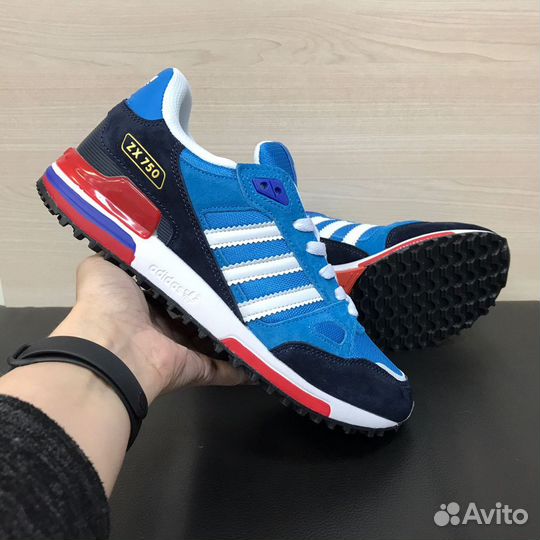 Кроссовки Adidas ZX 750 мужские летние