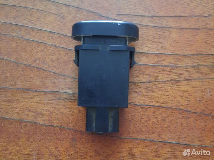 Кнопка обогрева стекла Daewoo Nexia 864W01571 N100