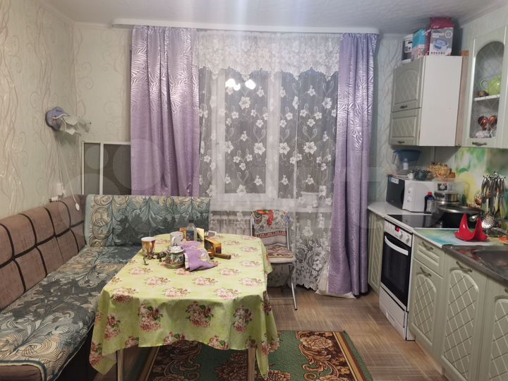 2-к. квартира, 50 м², 1/2 эт.