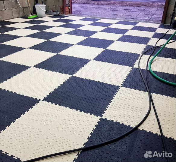 Модульная пвх плитка для гаража