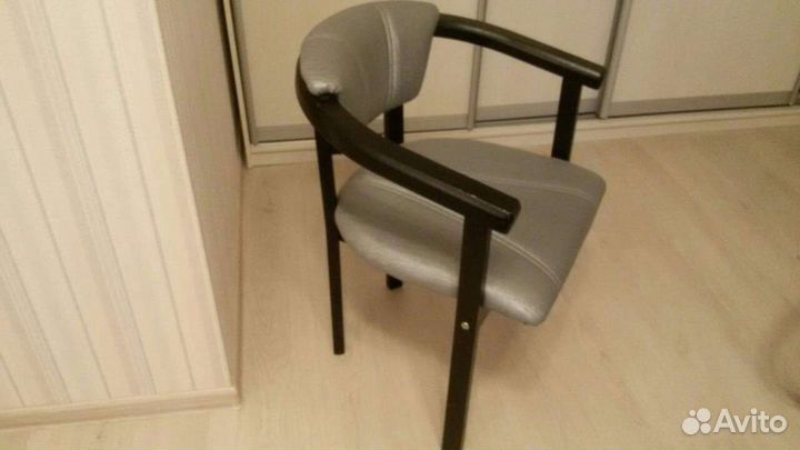 Офисный стул