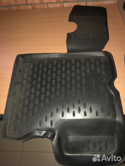 Коврики для авто-Рено Дастер 2019г