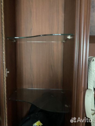 Буфеты и серванты