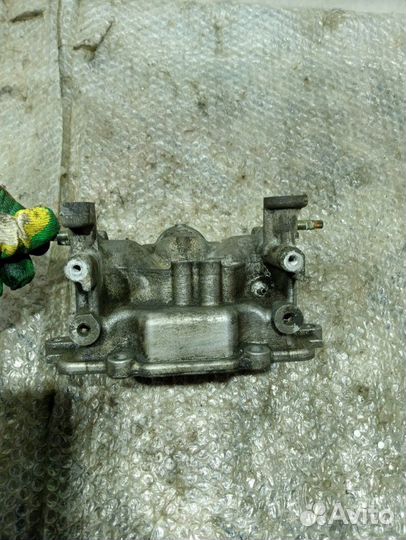 Фланец вентиляции картерных газов Toyota Land