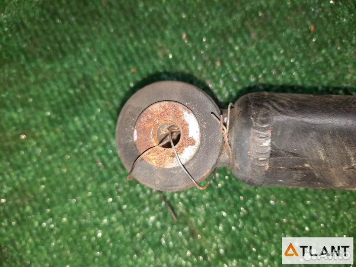 Амортизатор задний левый toyota ractis