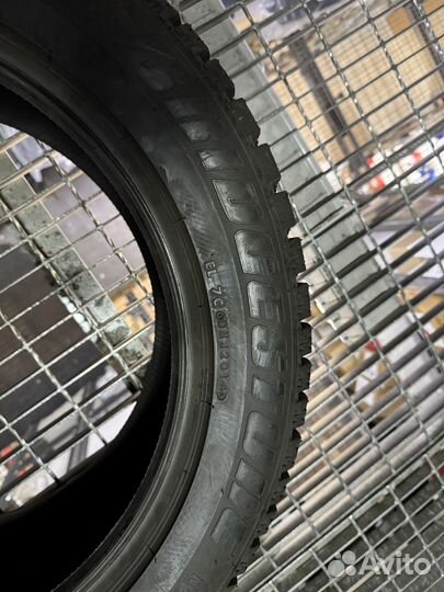 Bridgestone Ice Cruiser 7000 235/55 R18