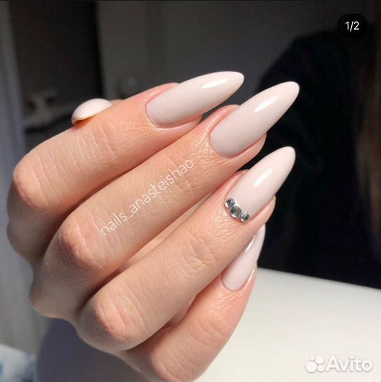 Маникюр с покрытием гель-лаком
