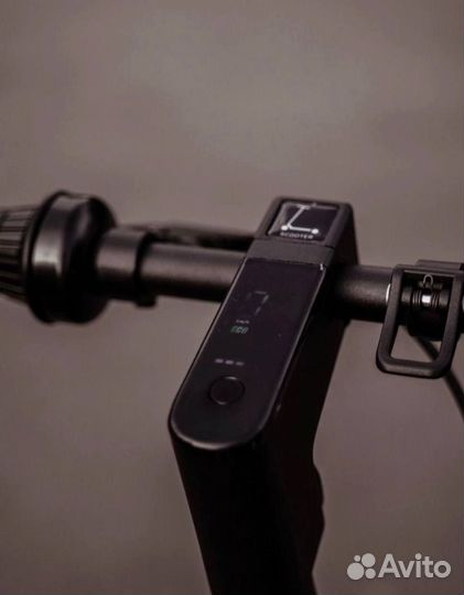 Самокат электронный