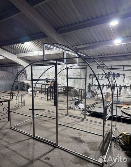 Теплица по Митлайдеру