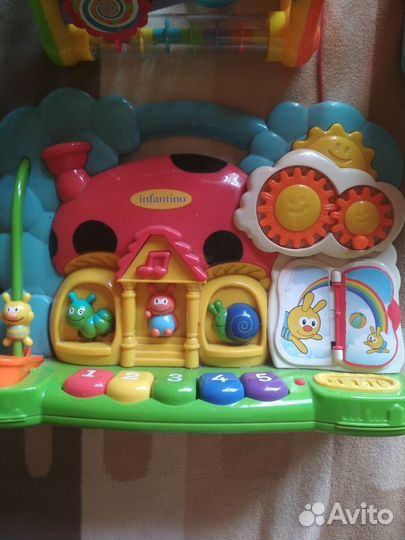 Интерактивные развивающие игрушки