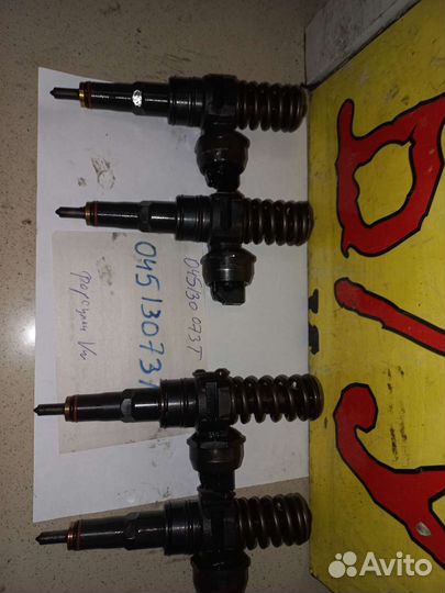 Форсунка дизельная Vw/Skoda/Seat 045130073T VAG