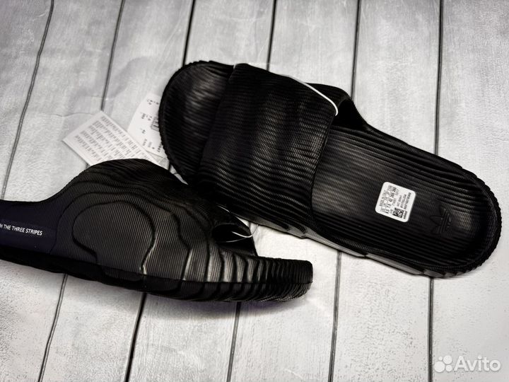 Тапочки Adidas adilette (Шлепанцы adidas adilette