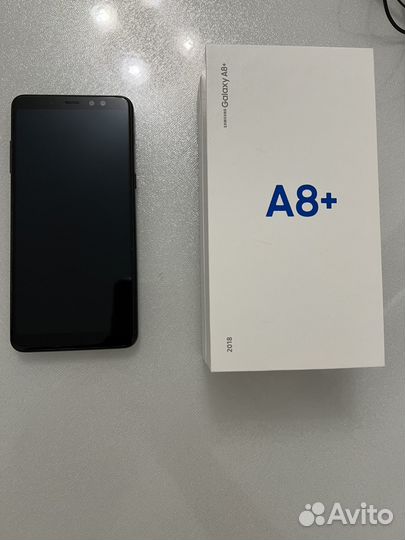 Samsung Galaxy A8+, 4/32 ГБ