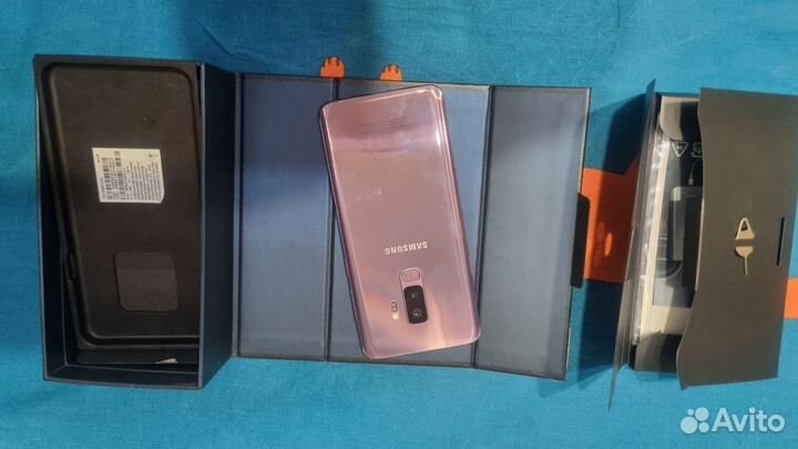 Samsung Galaxy S9 Plus, 6/64 гб