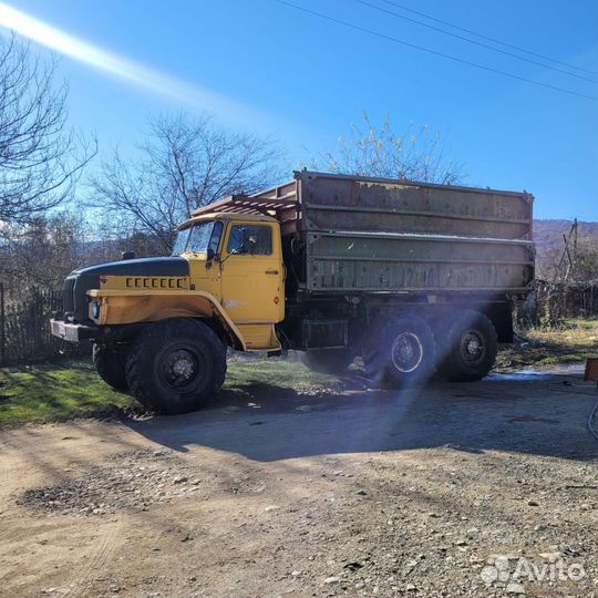 Урал самосвал сельхозник