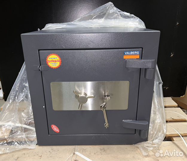 Взломостойкий сейф. Valberg Форт 50 KL