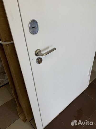 Дверь входная