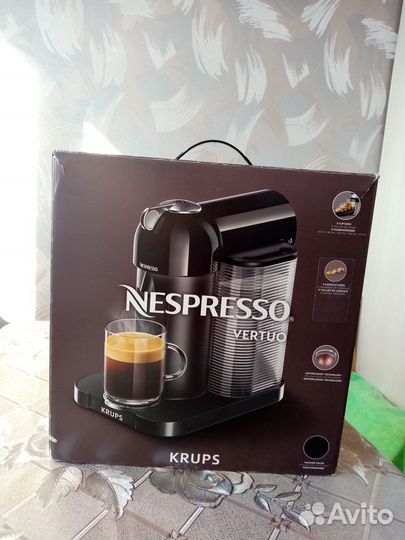 Капсульная кофемашина nespresso новая