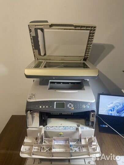 Принтер лазерный мфу epson