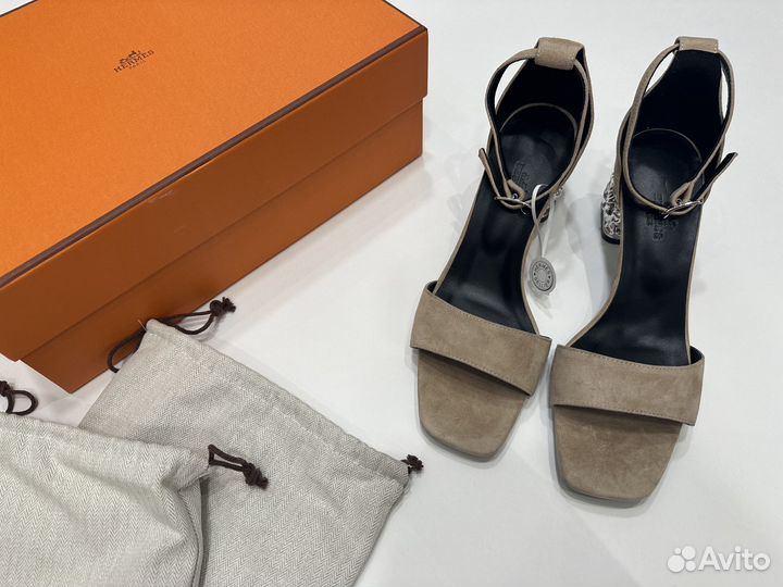 Босоножки Неrмеs р-р 39 в наличии